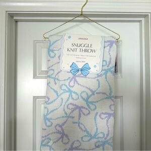 🎀 Blue and Purple bow blanket throw